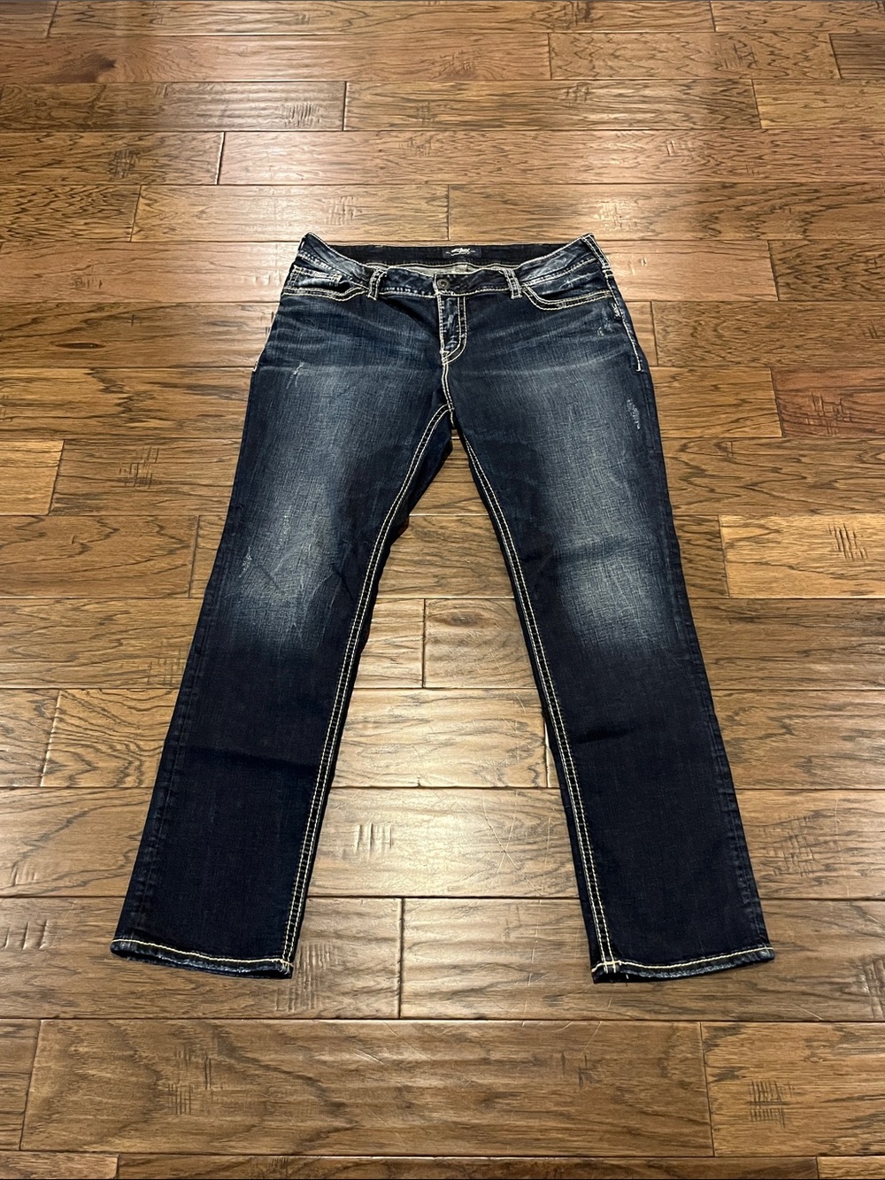 Silver Jeans Suki Mid Straight Size 16